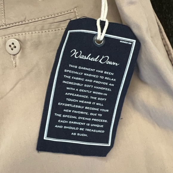 Men’s Flat Front Cremieux Madison Gold Shorts - Picture 3 of 5